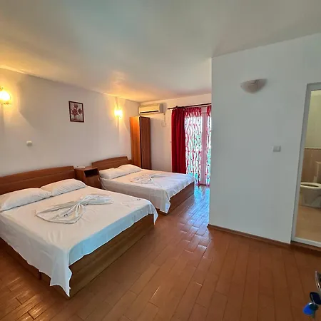 Elada Ubytování v soukromí Costineşti